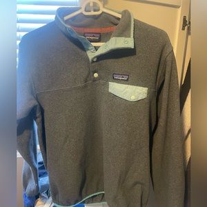 Grey Patagonia with aqua detail